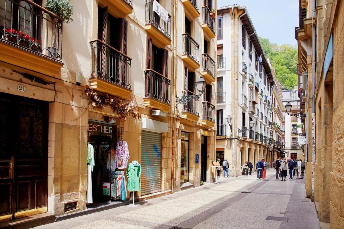 8 Balconies Heart Of The Old Town Apartamento San Sebastián Exterior foto